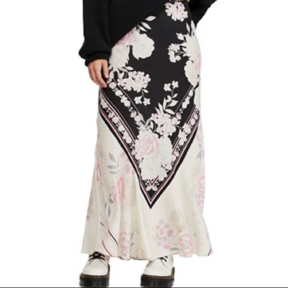 Free People Floral Maxi - Picture 8 of 12